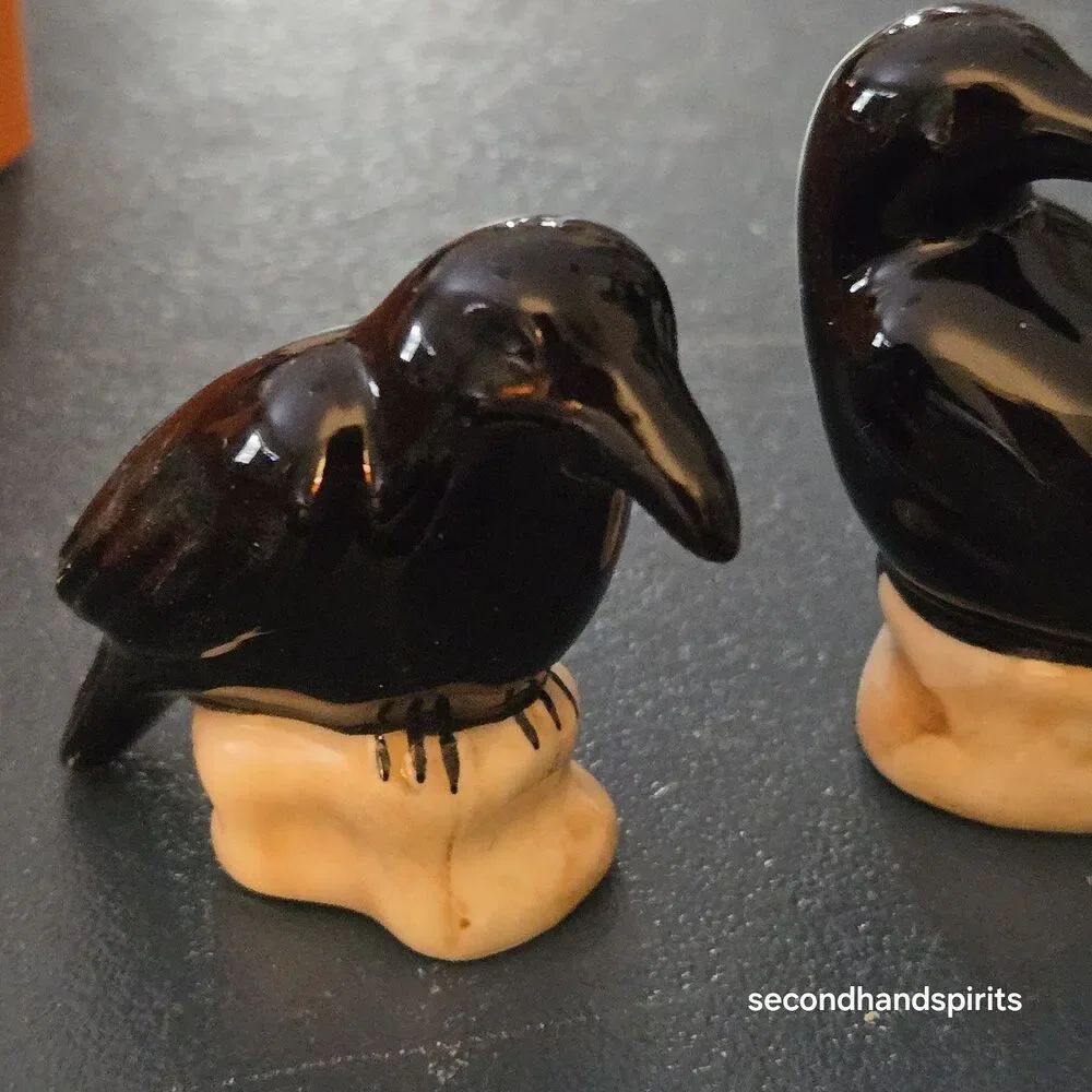 2026 Target Hyde & Eek 3pk Mini Black Raven Figurines Spooky Halloween NEW